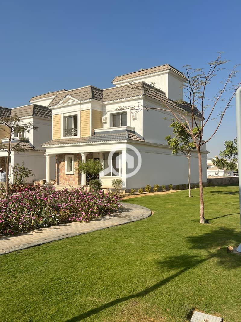 9 595873175_2300167213856197_990884848659577759_n. jpg