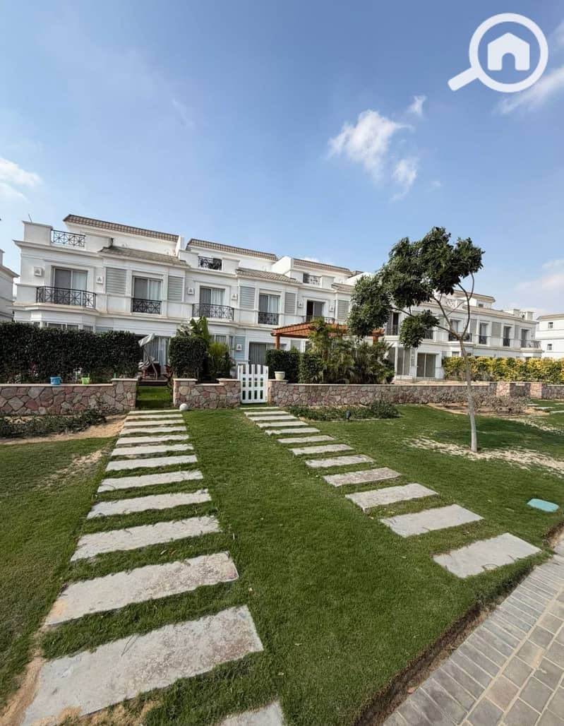 10 596698207_2306532353219683_7431181915182395077_n. jpg