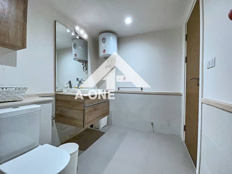 8 a7157328-3095-4d75-9f5b-f9909ab3bdac. jpg