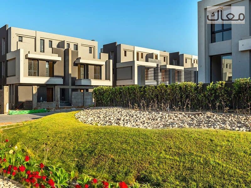 12 2864c797-1292-46f4-acc3-9d23d4ec1744. jpg