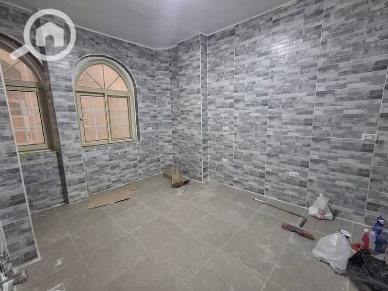 5 WhatsApp Image 2025-02-23 at 11.43. 01 PM (4). jpeg