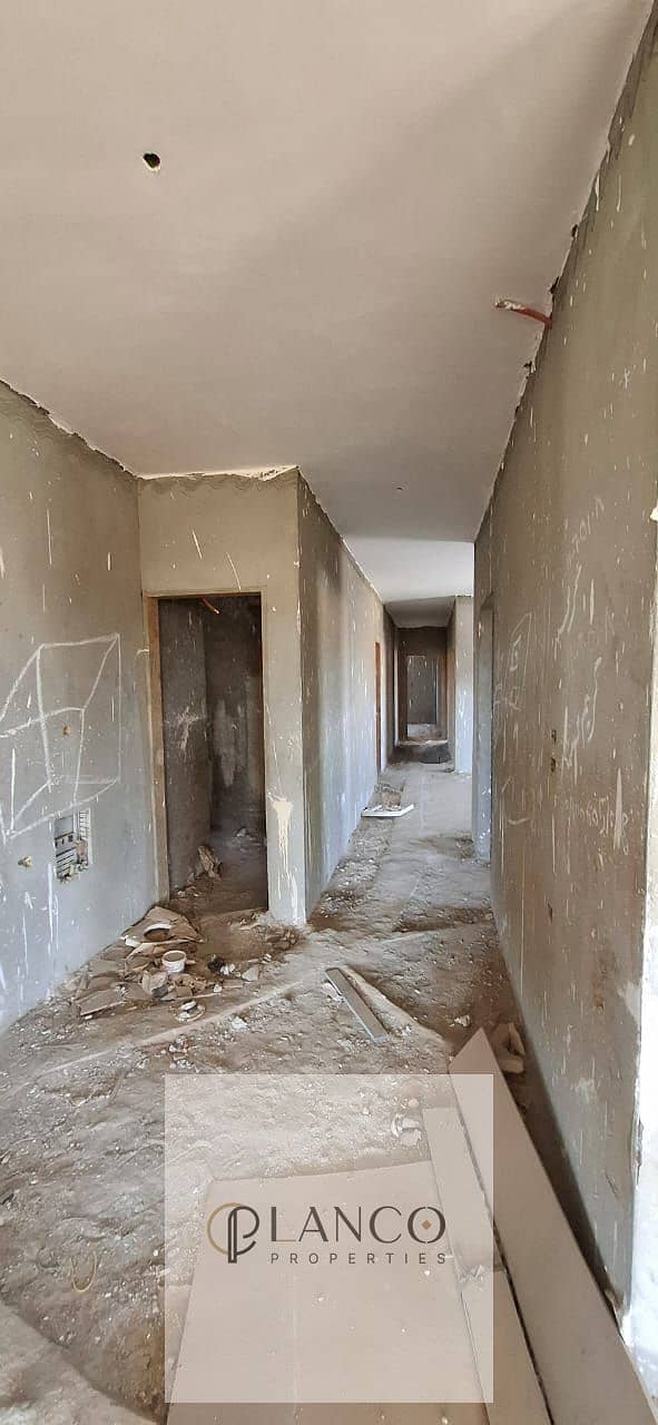 5 WhatsApp Image 2025-12-31 at 1.49. 14 PM (1). jpeg