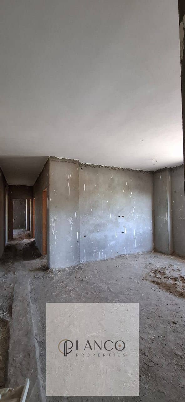 8 WhatsApp Image 2025-12-31 at 1.49. 13 PM (1). jpeg