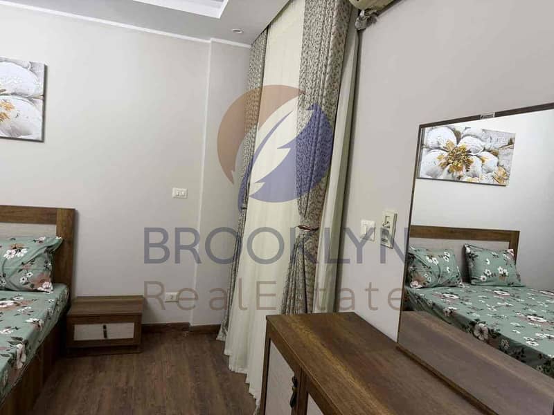 12 cdf2c2a5-dd55-43f8-a951-3c1216fb960b. jpg