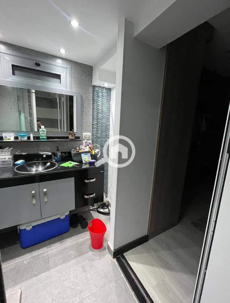 10 600297542_892622916634304_7089489249859099097_n. jpg