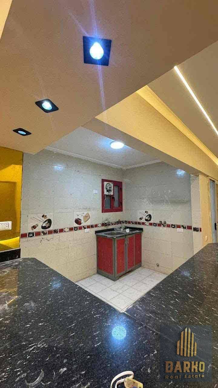 10 95505a96-59d1-46f1-b140-23d3b9a21d1b. jpg