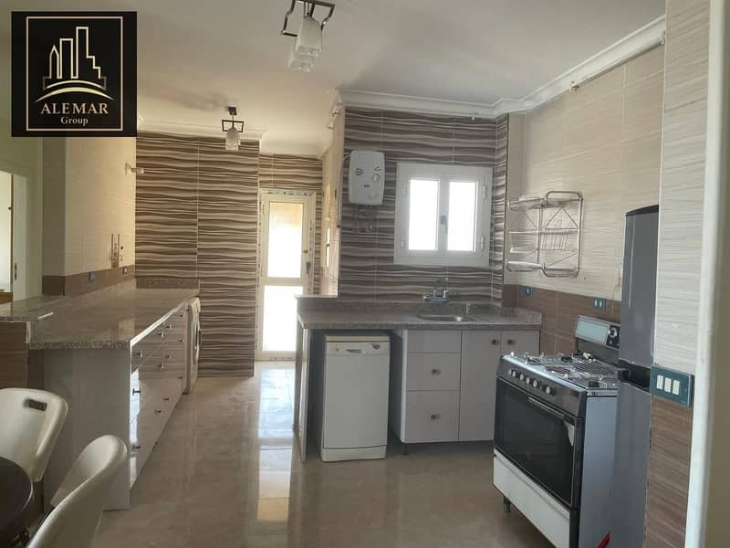 3 a2ff0b33-1022-4e9c-bc1b-9537376c791a. jpg