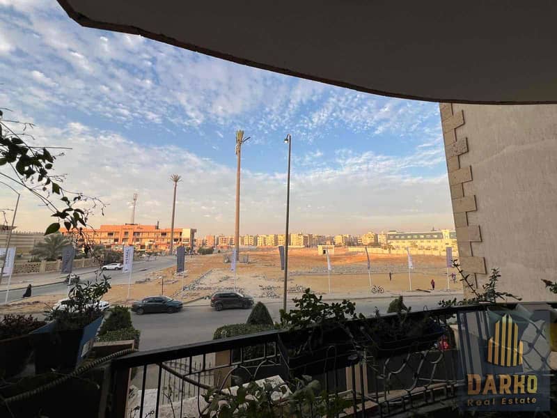 4 3dcc53c2-9435-4857-af9c-114810d175a3. jpg