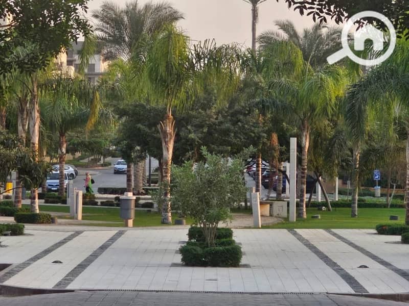 2 d7e931d3-5fde-4203-9b87-c6557d03269b. jpeg