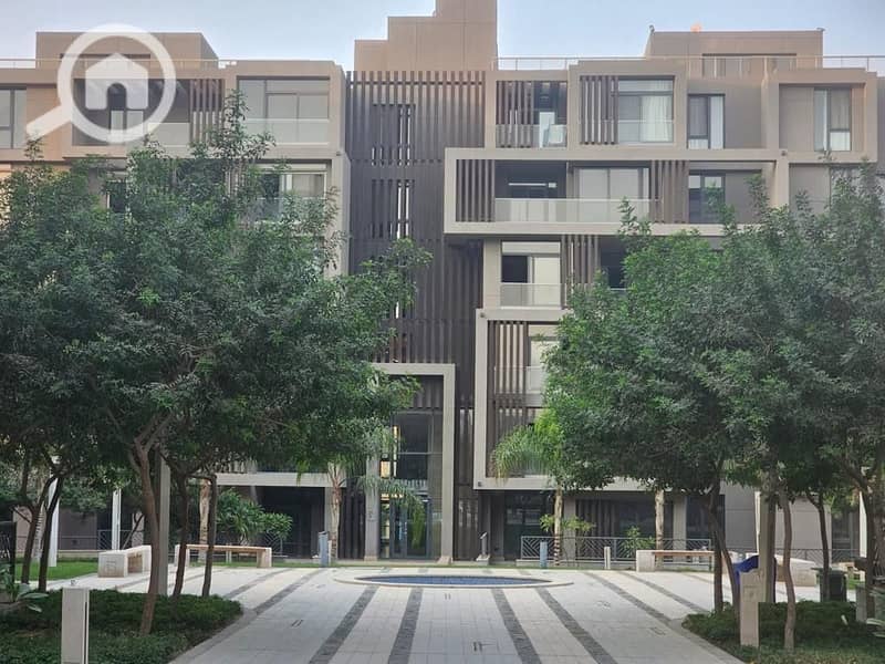 3 e6adebb3-41c5-4ea2-a15f-a996aa27b262. jpeg