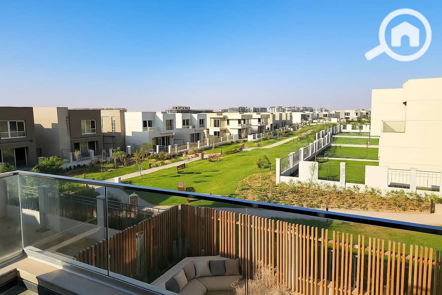 2 assets_task_01k0rt62zjf0rskh6razpsmj9y_1753179545_img_0. jpg