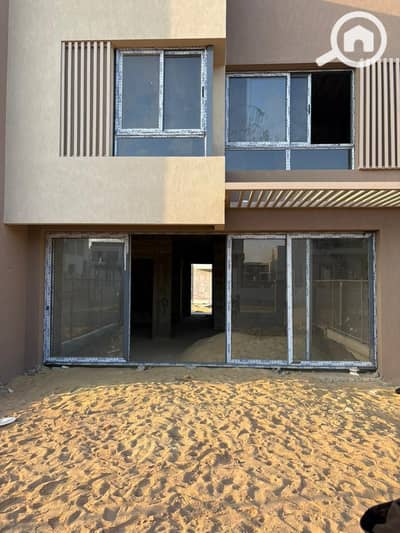 3 Bedroom Townhouse for Sale in 6th of October, Giza - WhatsApp Image 2026-01-05 at 1.36. 24 PM. jpeg