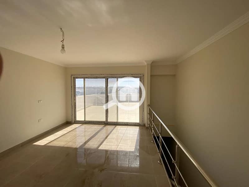 2 85637f41-2e25-42a0-8641-77ed0794f898. jpg