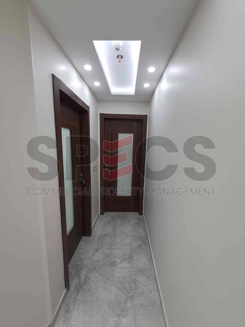 4 dbc32894-73fc-482b-aea2-811ebb7ae80d. jpg