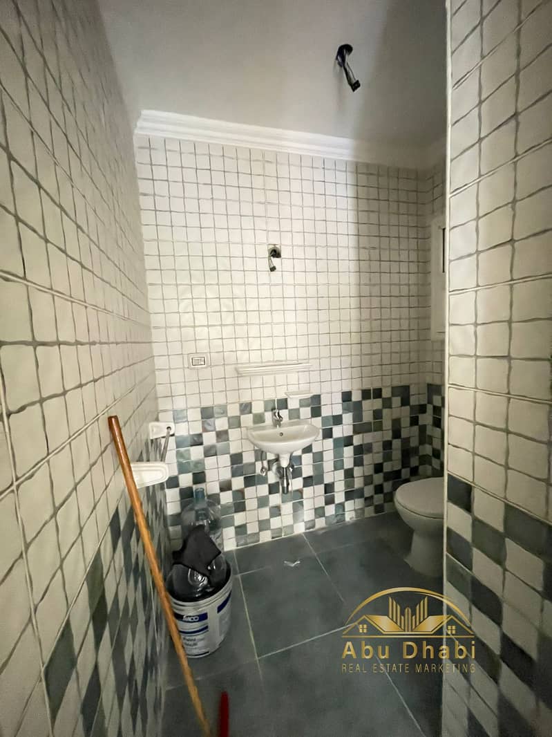 18 5eef97dd-ef3c-4977-b601-c6c6c43e4953. jpg