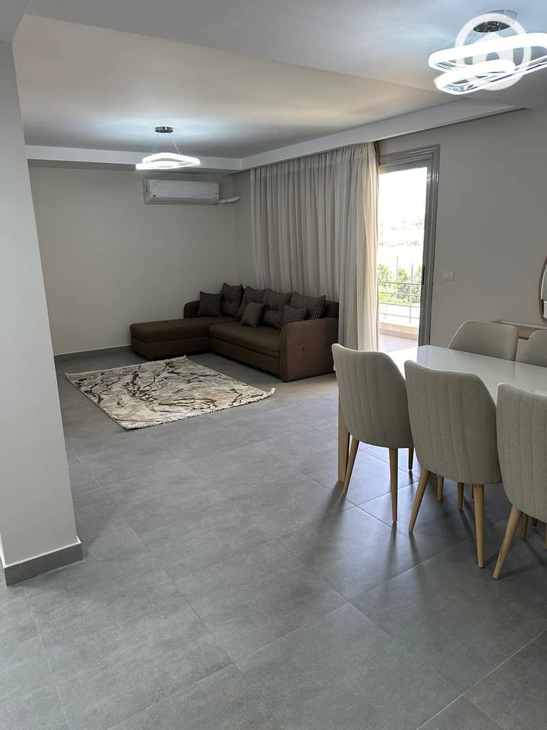 11 579112990_24941729575479896_3209671170685958879_n. jpg