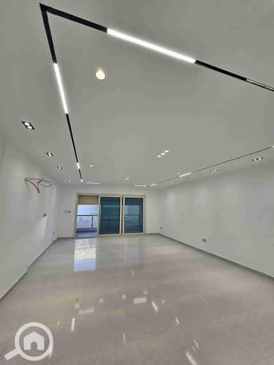 شقة 3 غرف نوم للايجار في حدائق اكتوبر، الجيزة - 1000103349. jpg