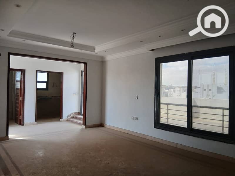 2 11c4b8bc-0aa8-4563-8bc9-37c73b97ff9a. jpg