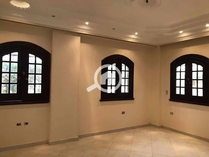 3 b61ce700-aafb-4b3c-988e-282984d8886a. jpg