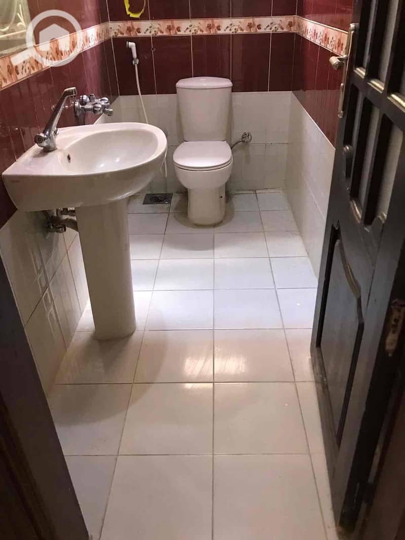 10 d46793e5-fca0-4dfc-a0cb-e8befb368cb3. jpg