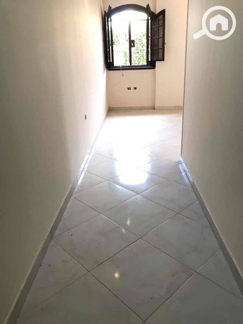 14 468238f0-2062-4def-a0a1-07810b92110f. jpg