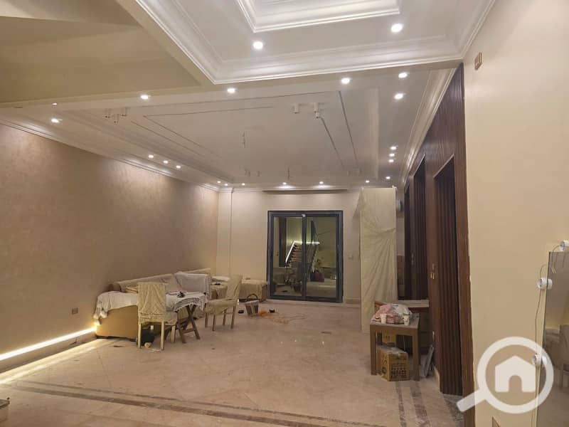 3 bfb67b7e-ad15-4d3b-bf01-3e050f838031. jpg