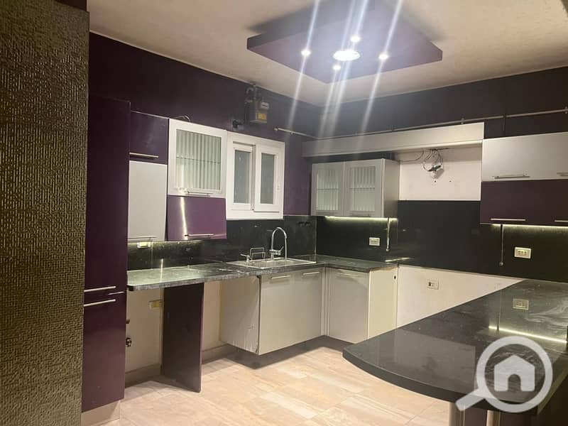 5 6eb84093-5ce4-4aa8-85bf-116ae4578d8b. jpg