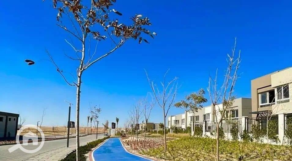 10 WhatsApp Image 2025-11-06 at 15.41. 07_3a9b129b. jpg