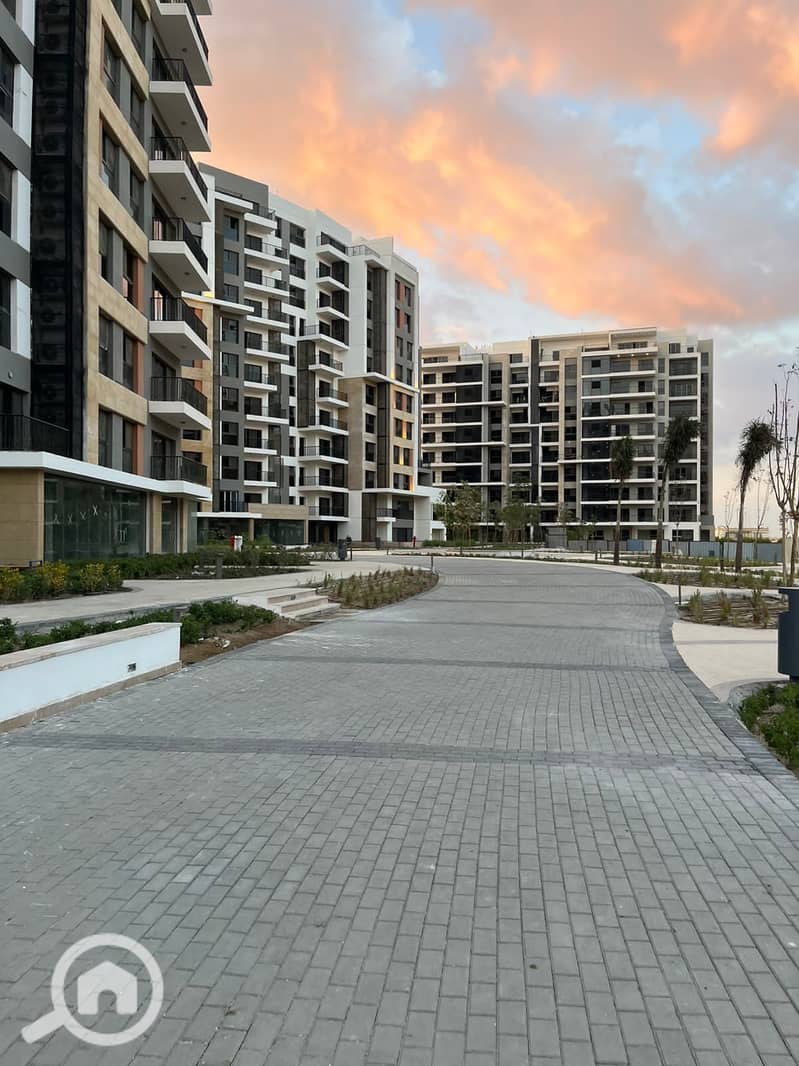 2 a1862816-5b14-4ca8-a462-6739eef9f575. jpg