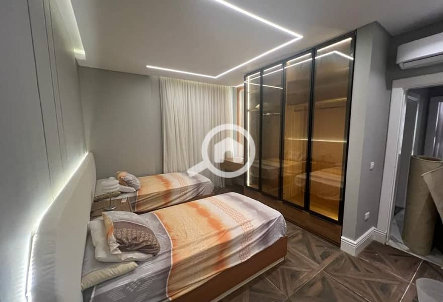 original (3). jpg original (3). jpg