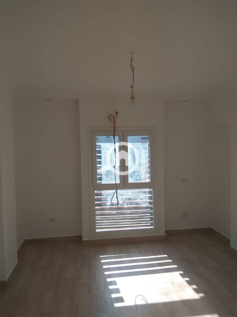 3 542c98b9-cdb7-4299-a161-d6326fdbd6e2. jpg