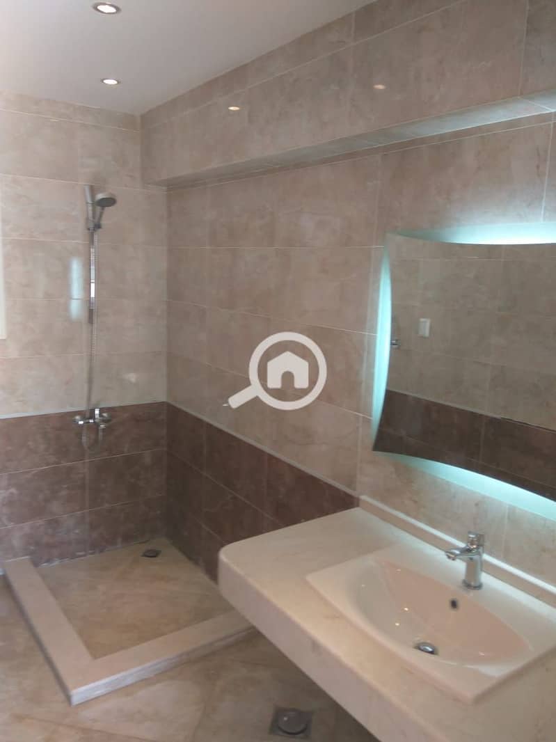 8 b3600199-4696-48dd-9303-362953ec5afd. jpg