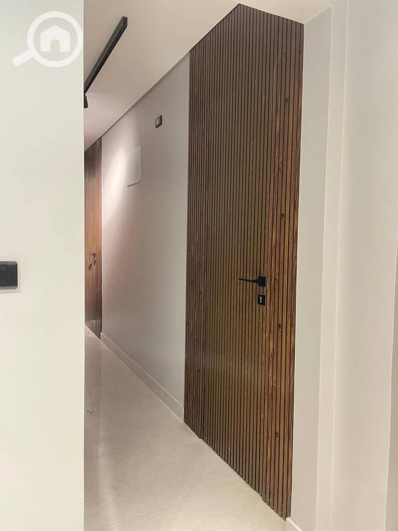 12 WhatsApp Image 2026-01-08 at 3.53. 19 PM (1). jpeg