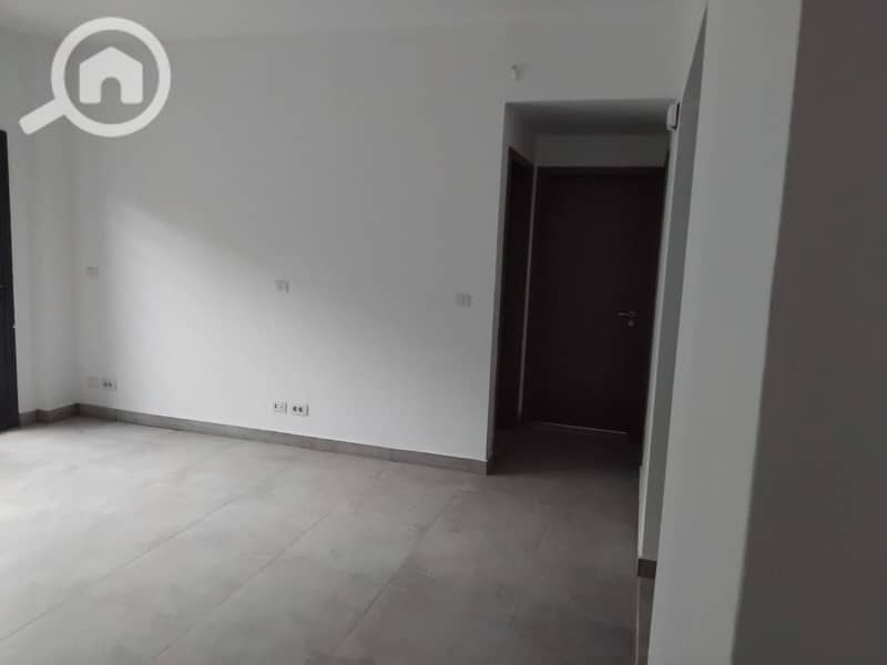 9 6c2a37ab-19da-48e7-bdc6-cb578e3988e2. jpg