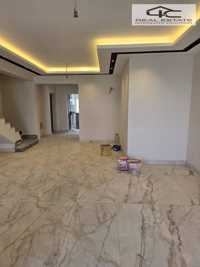 اي فيلا 4 غرف نوم للايجار في 6 أكتوبر، الجيزة - WhatsApp Image 2026-01-08 at 1.38. 28 PM (1). jpeg