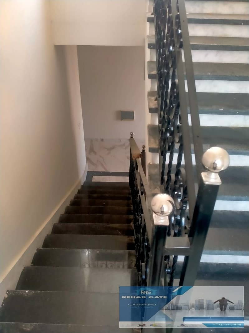 11 6a6b9ff1-c4c3-4e9a-9a5c-41ca92209f16. jpg