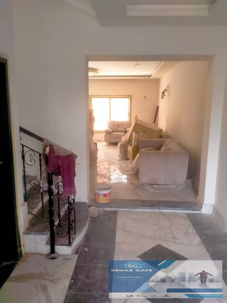 12 6b442031-bac2-4fde-b67f-82f7acb87a00. jpg