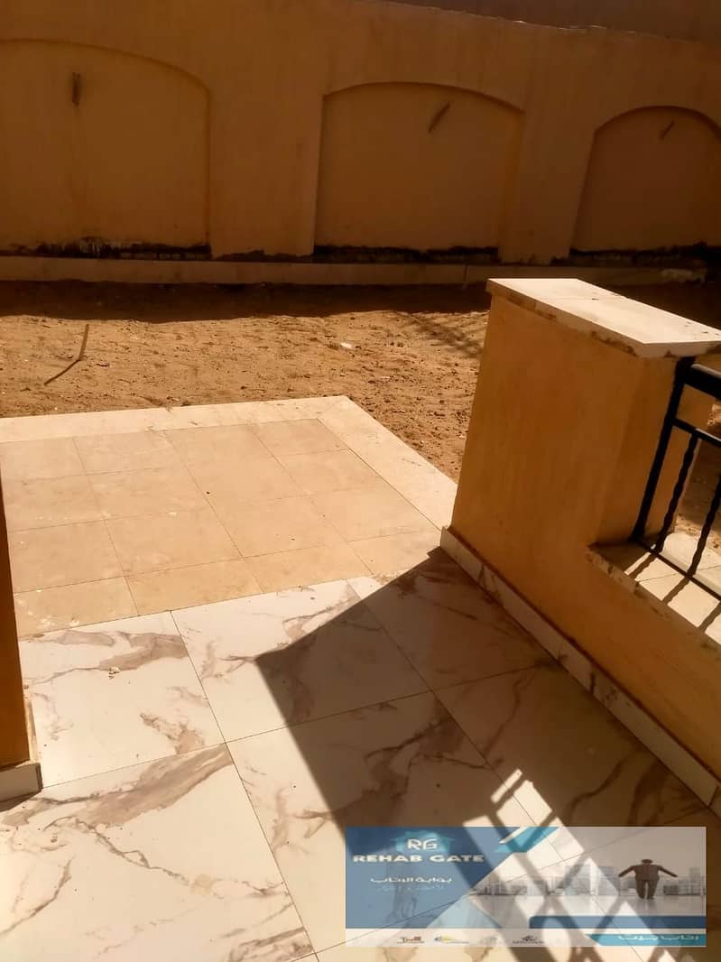 14 12d2aea1-139c-46e8-a725-61282e91d200. jpg