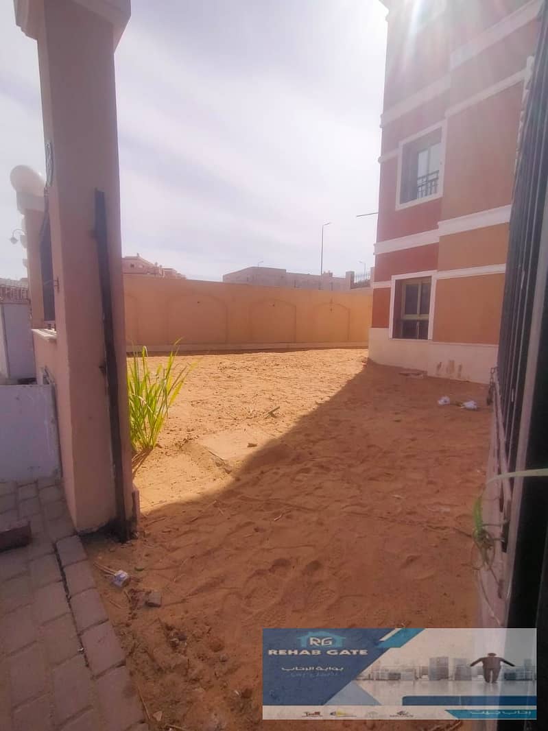 38 af6f34a0-4a9c-4894-b22b-96d3b9d7a471. jpg