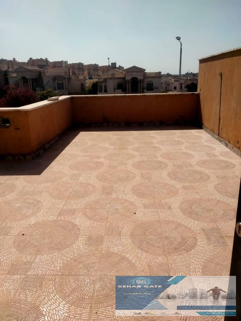 42 be9a922b-2dff-4f68-91ba-0f096aac679d. jpg