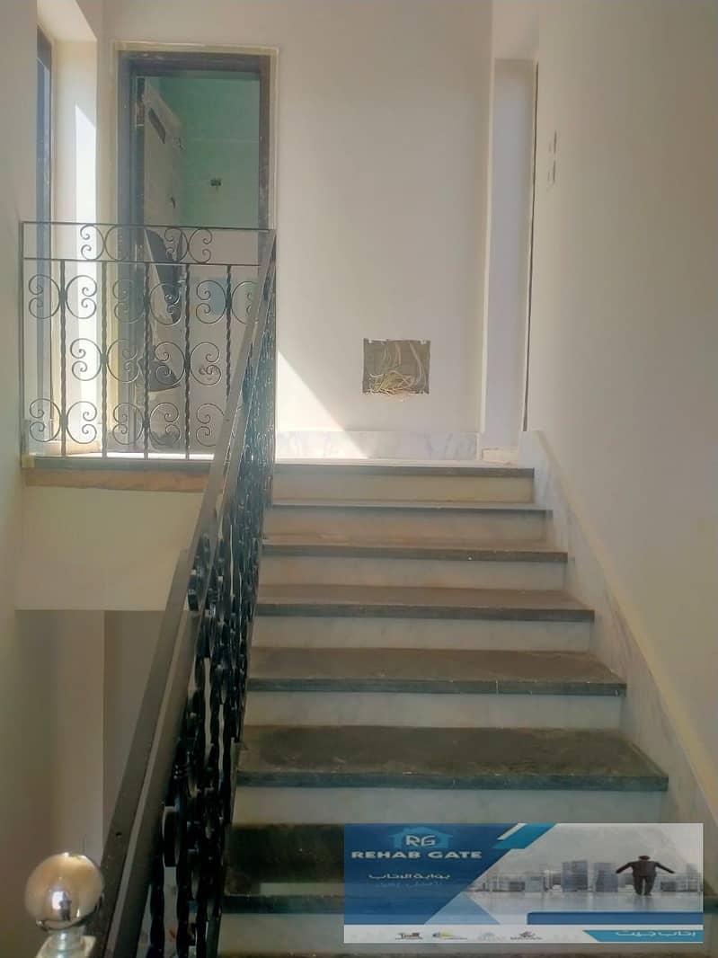 43 c1ebaf94-1e55-4fb8-93d2-4b3b386944d3. jpg