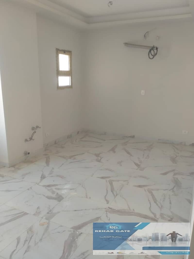 47 d42cda70-62e7-4077-863c-f7aed656fb31. jpg