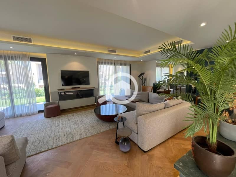 11 WhatsApp Image 2025-10-06 at 2.52. 45 PM (1). jpeg