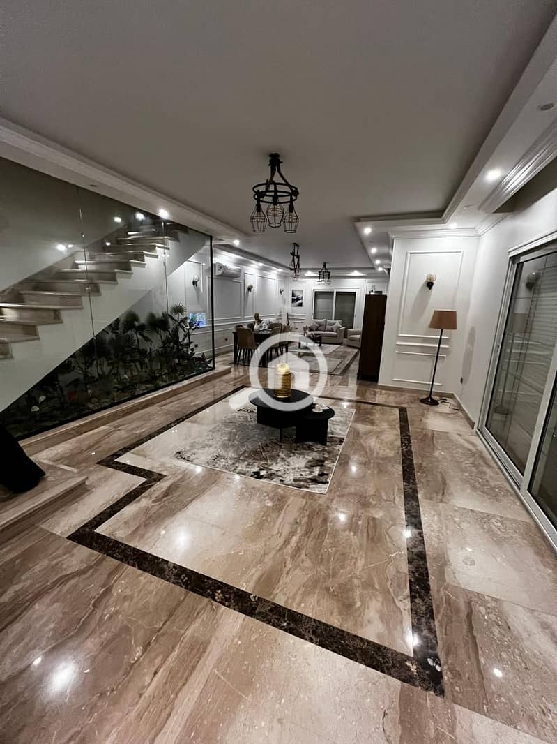 2 82f9d189-e8ef-4b67-b6ad-c98f3f364e7f. jpg