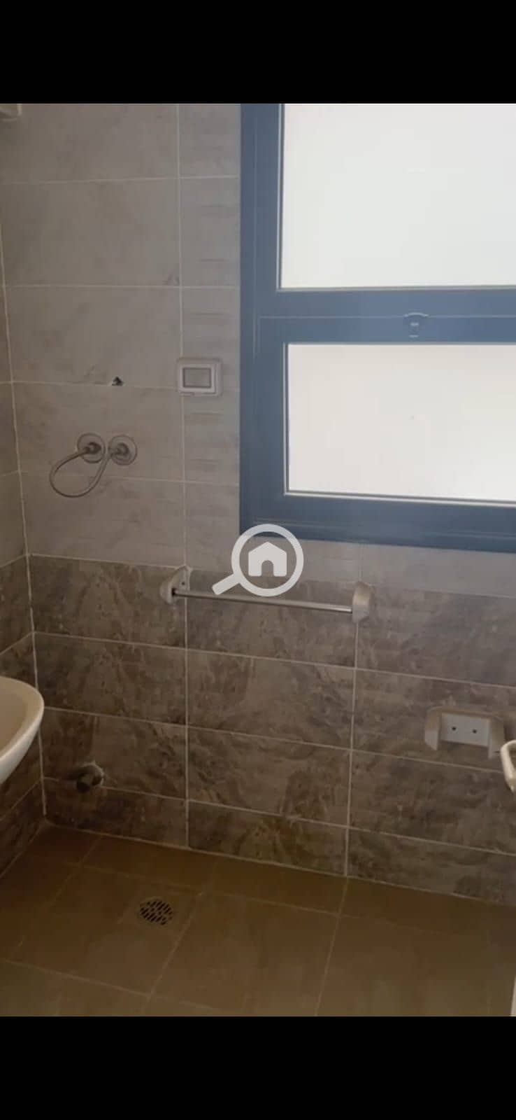 7 14d45d2d-80f4-46f6-9ad3-ed9df4b213c4. jpg