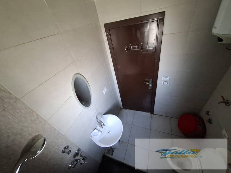 12 690336dbef50f_IMG-20251030-WA0044-2. jpg