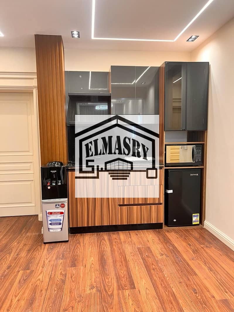 9 83ddc877-b585-4172-8524-a399c1e4435c. jpg