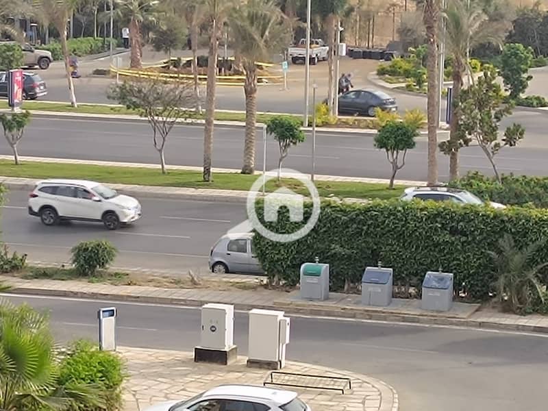 4 8dbb3e68-c036-473f-a488-d079108dd504. jpg