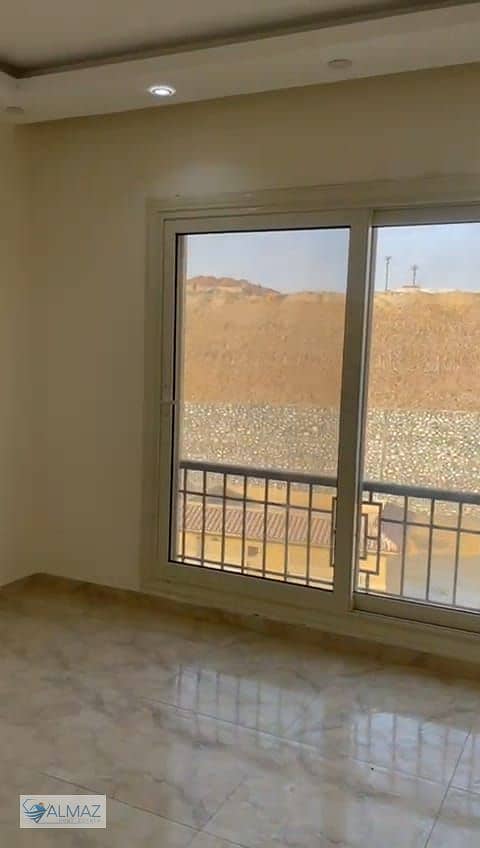 24 WhatsApp Image 2026-01-10 at 5.14. 41 PM. jpeg