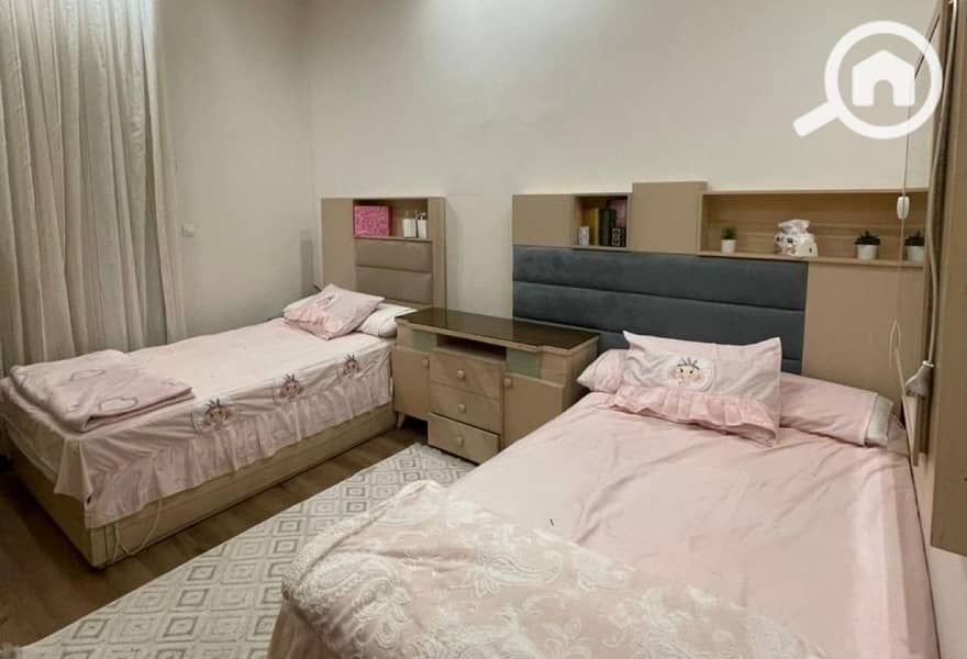 10 b1d0962a-74c2-48af-9152-3a27d99722ad. jpg